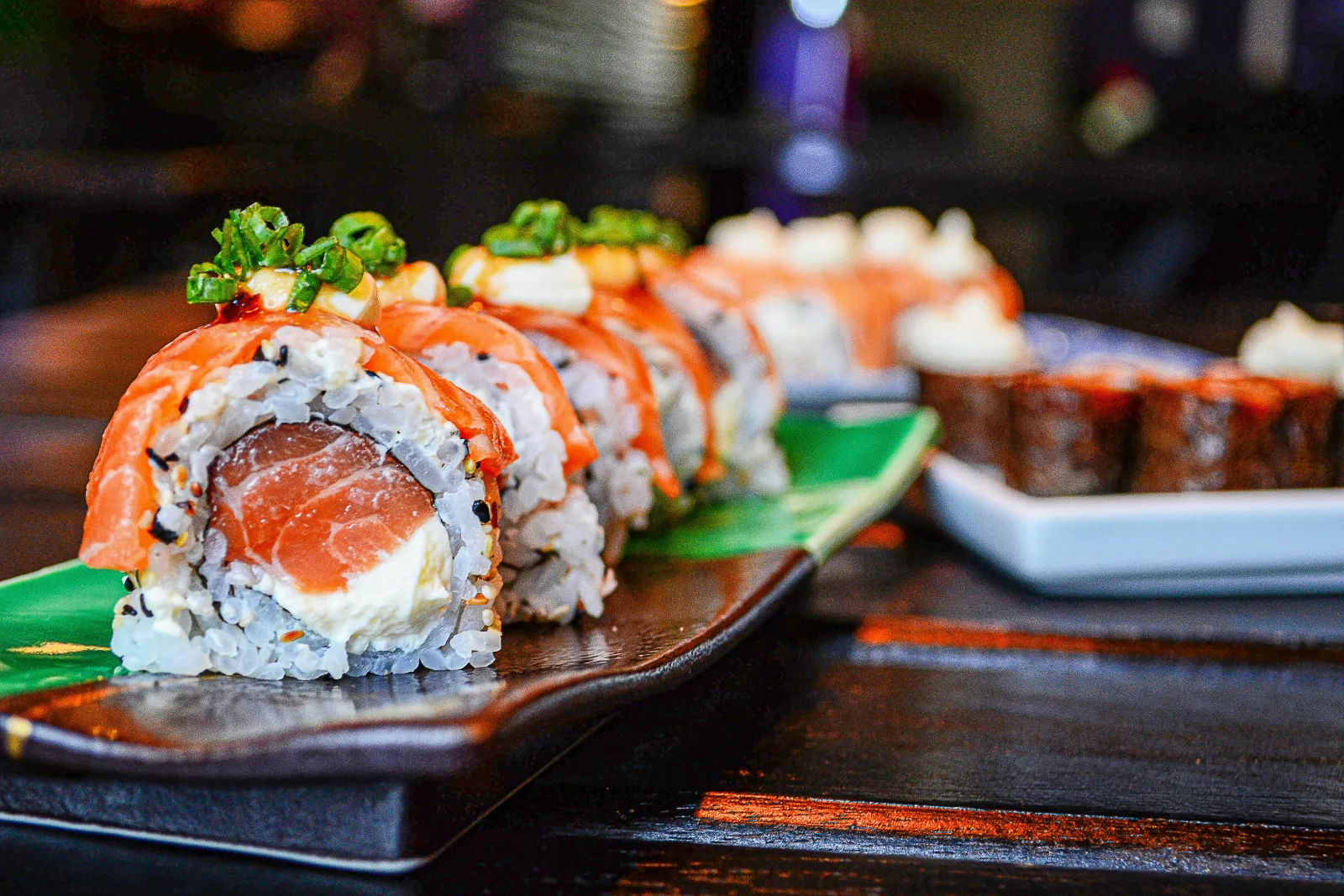 Rouleaux de sushis au saumon